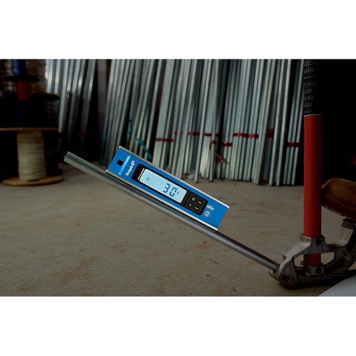 9" Magnetic Digital Torpedo Level
