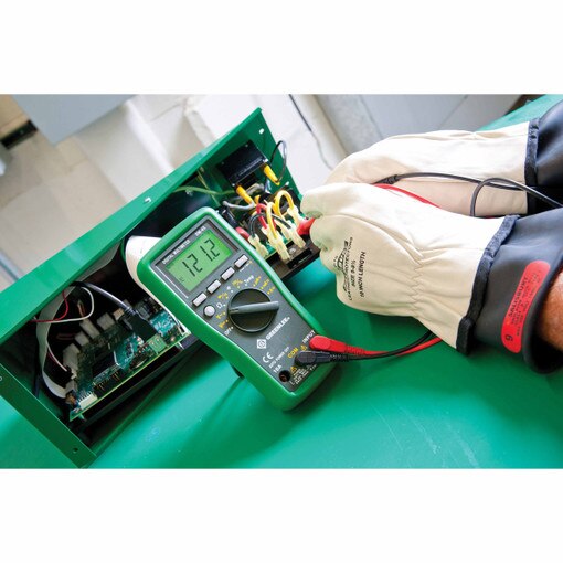 Auto Ranging Multimeter