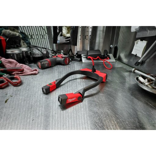 REDLITHIUM USB 400L Neck Light