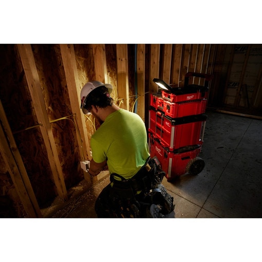 M12 PACKOUT Flood Light w/ USB