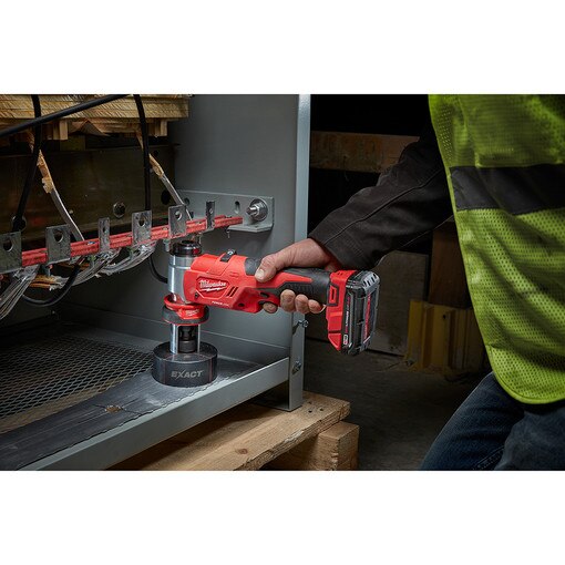 M18 FORCE LOGIC 6T Knockout Tool