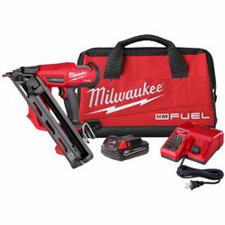 M18 FUEL 15 Gauge Finish Nailer Kit