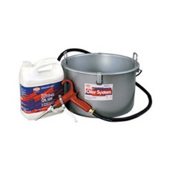 Oiler Bucket with Gun & 1 gal Oil