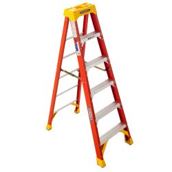 6' Type lA Fiberglass Step Ladder