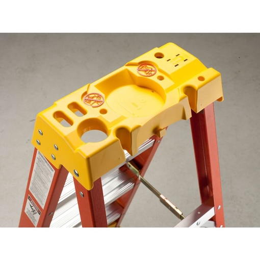 6' Type lA Fiberglass Step Ladder