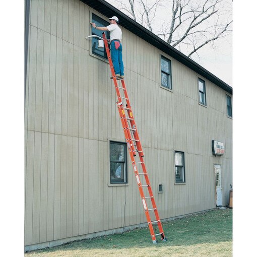 28' Type IA Fiberglass D-Rung