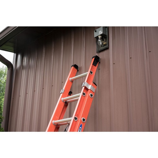 28' Type IA Fiberglass D-Rung