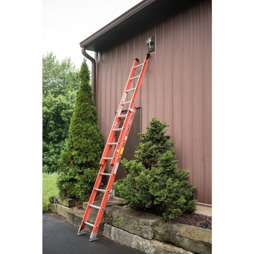 28' Type IA Fiberglass D-Rung
