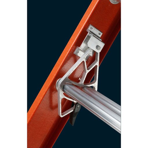 32' Type IA Fiberglass D-Rung