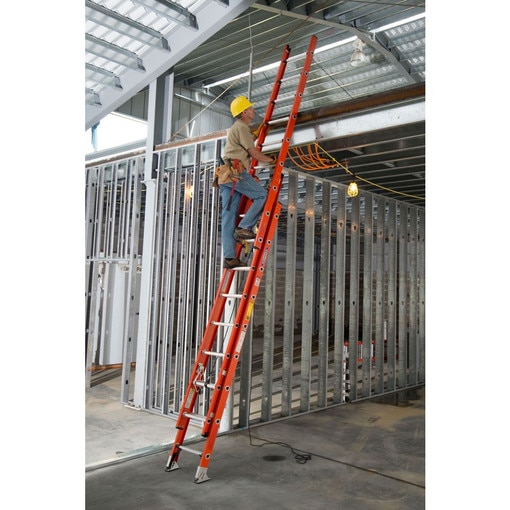 32' Type IA Fiberglass D-Rung
