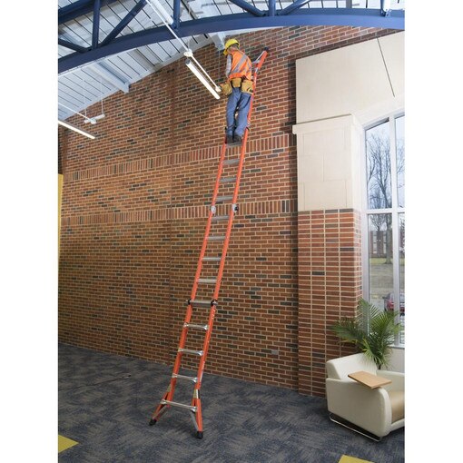 FMT-22 22' Reach Type IA Fiberglass